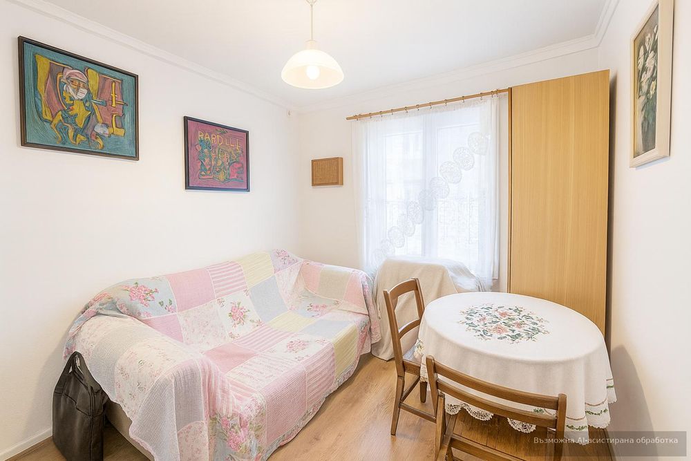 Дава се под наем Етаж от къща в Пловдив, Център - 140 кв.м за 518.67 € - Снимка #3