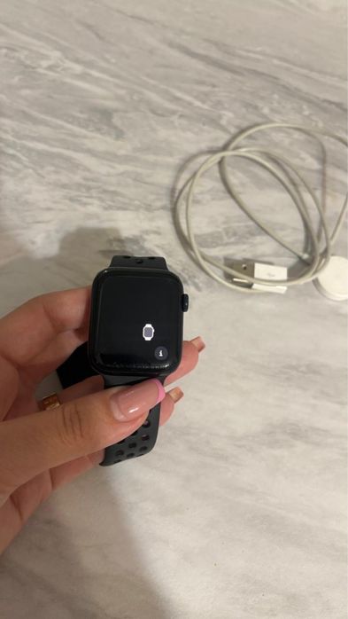 Apple watch SE 44 мм