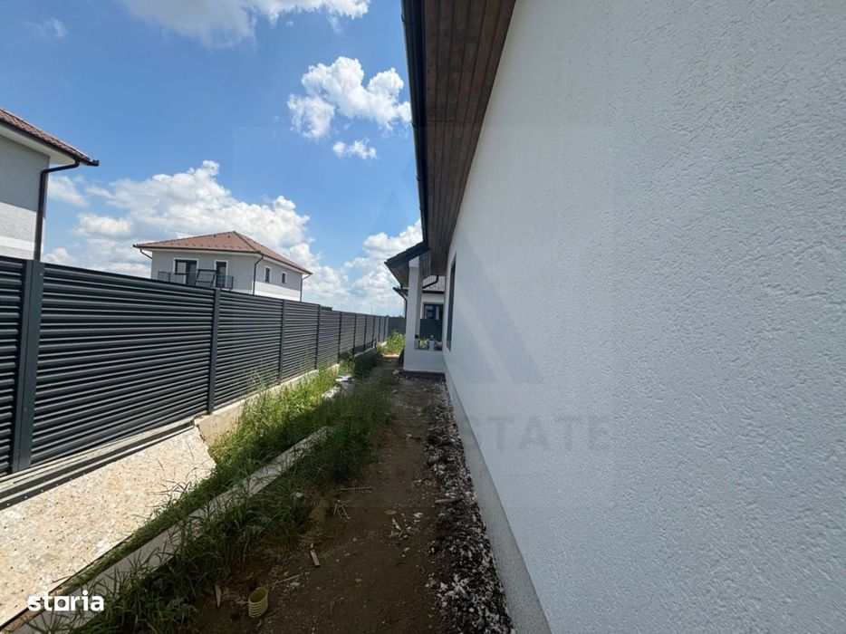 Casa premium pe un singur nivel 4 camere terasa pivnita Cristian