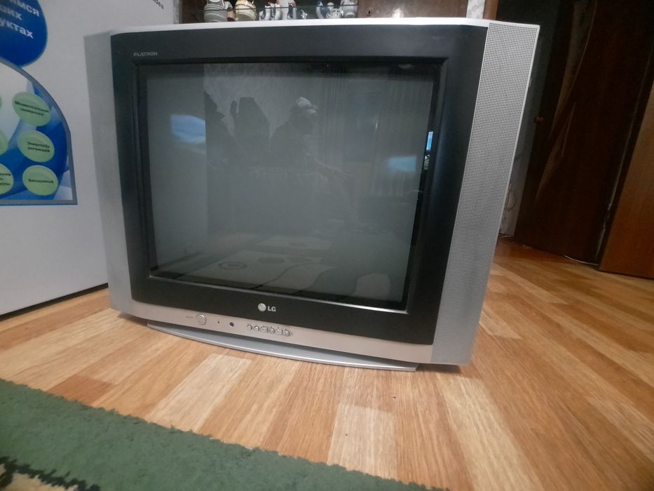 Продам телевизор