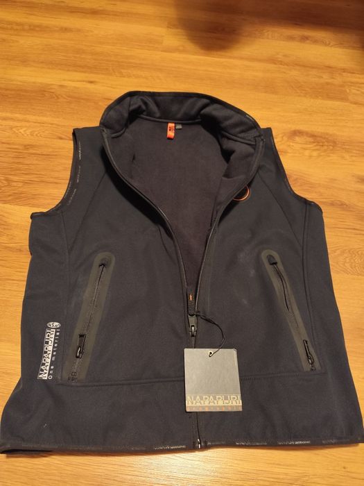 vestă Napapijri Lorze V. Mărimi S,M,L