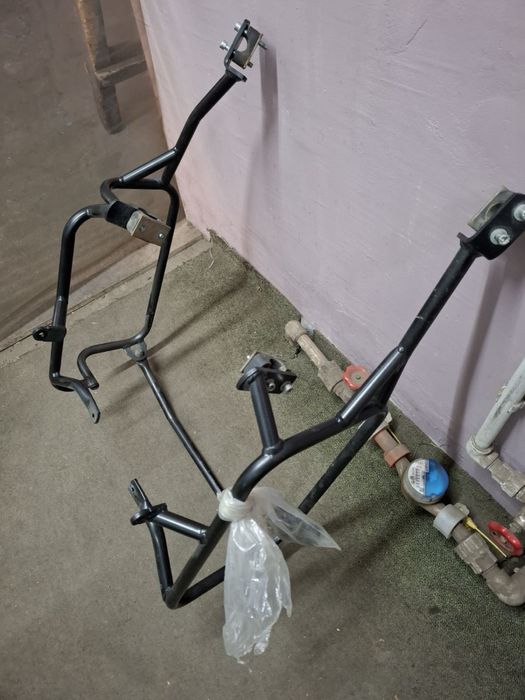 Странични стойки за куфари