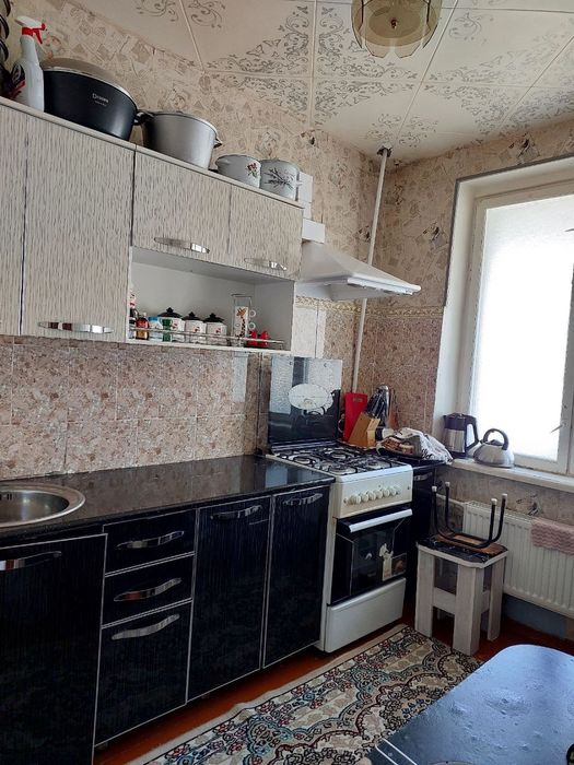 Зарафшондан  2 хонали квартира сотилади