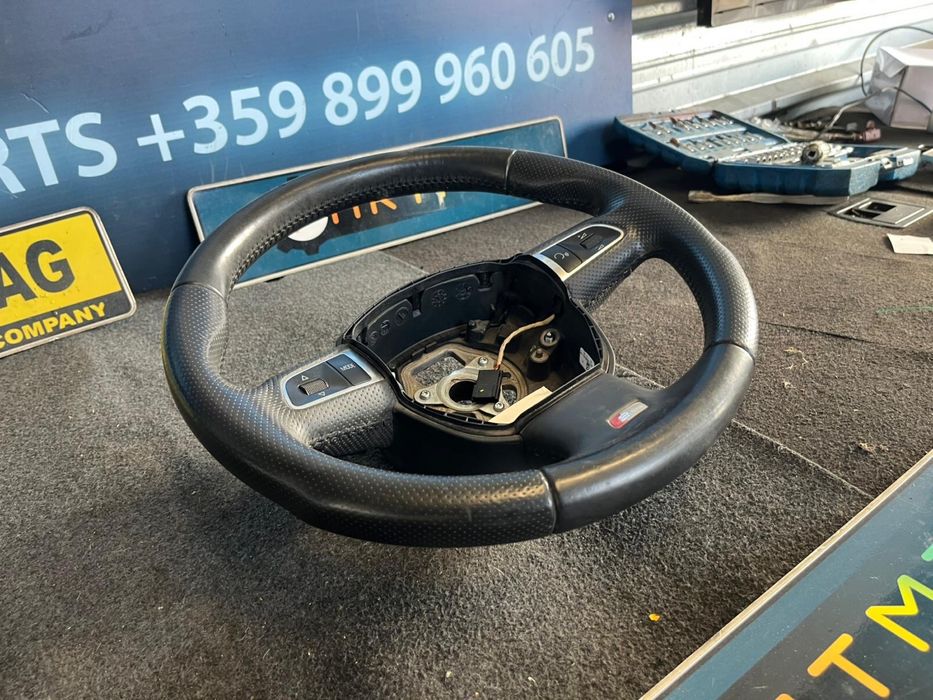Оригинален волан за Ауди Audi 8P0419091 A3 Q5 F1 пера ном 107