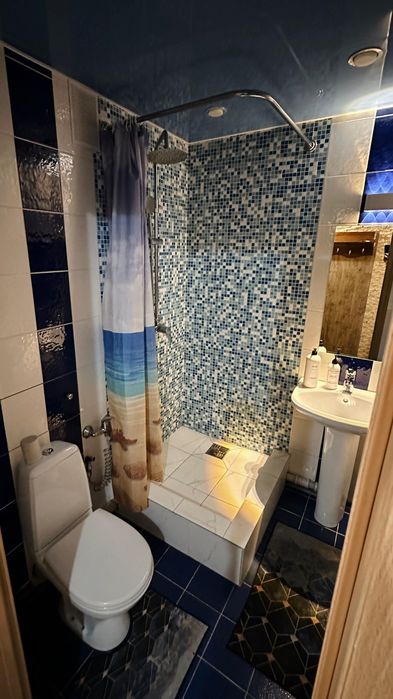 Посуточно  студия для двоих (Манакбай,Барыс ,)