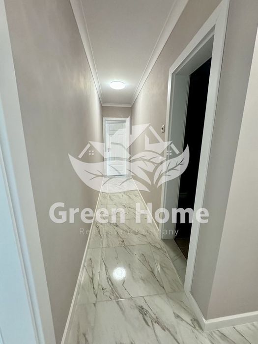 Продава се Двустаен апартамент в к.к. Св.Св. Константин и Елена - 78 кв.м за 2025 €/кв.м - Снимка #3