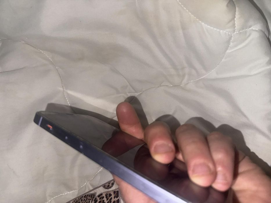 Iphone 12 128gb като нов