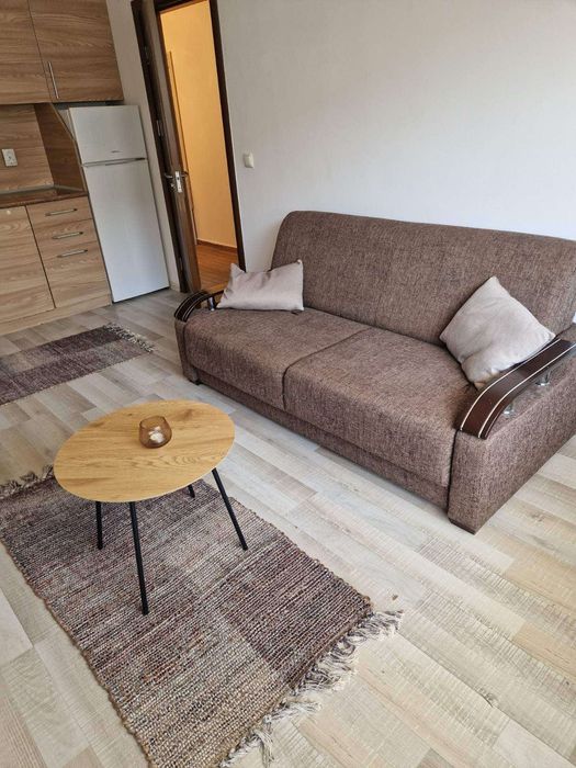 Дава се под наем Двустаен апартамент в Варна, Левски - 59 кв.м за 448.8 € - Снимка #3