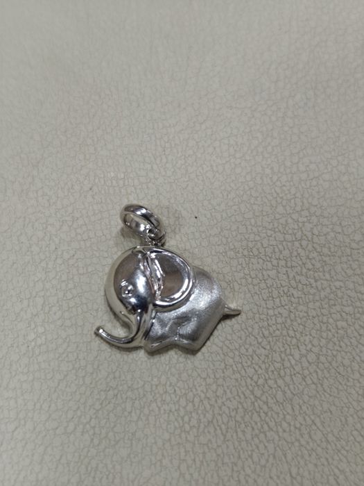 Pandantiv aur alb  18k 3.41gr (r)