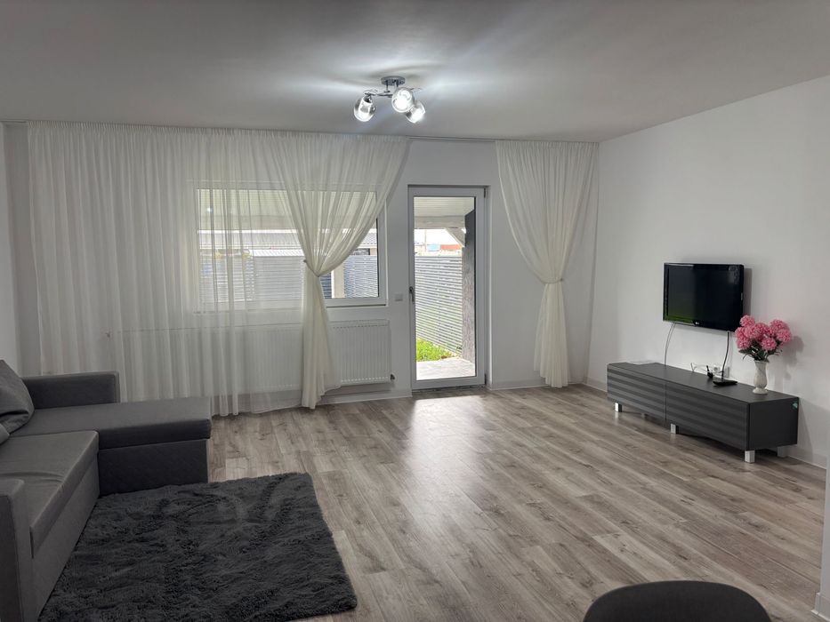 Casa tip dulpex de inchiriat pe termen lung