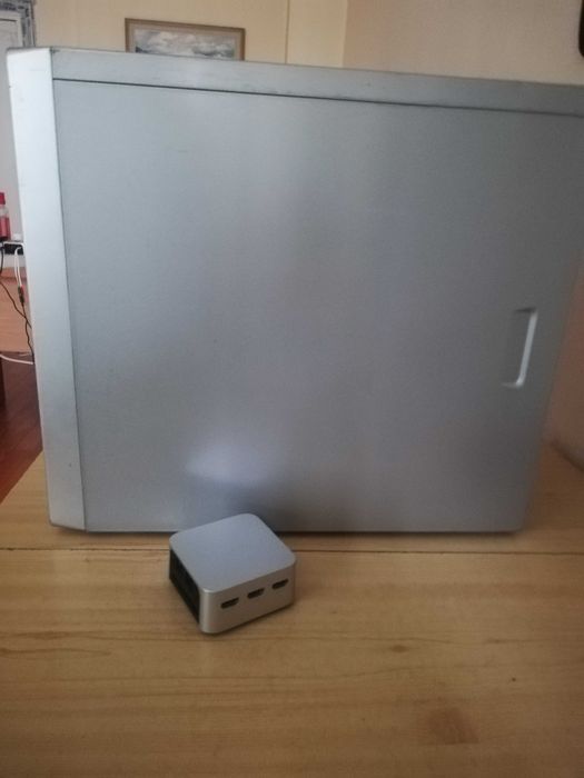 Компактен Мини компютър (Mini PC) Intel 2GHz, RAM 8GB, Диск 256GB NVME