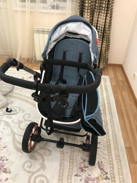 Продается детская коляска, машина