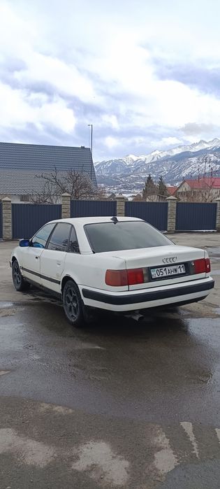 Продам Ауди с4 на ходу