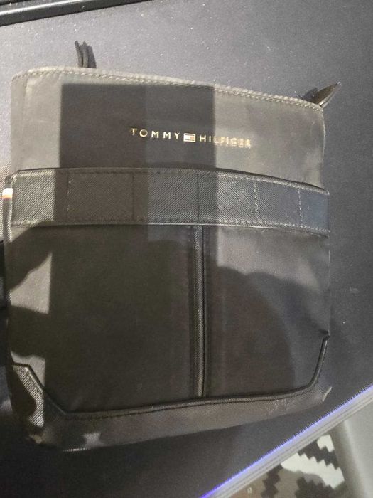 Borseta Tommy Hilfiger