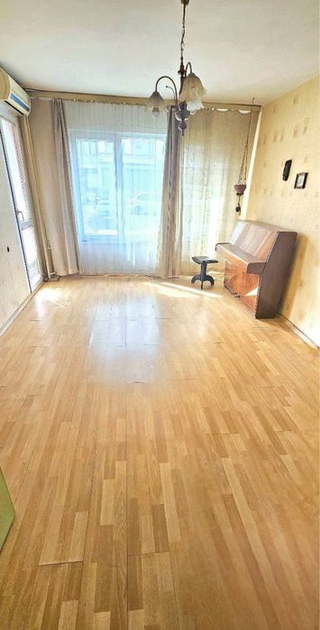 Продава се Тристаен апартамент в София, Люлин 3 - 90 кв.м за 1999 €/кв.м - Снимка #8