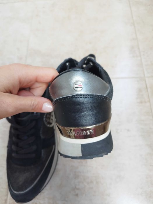 Оригинални  брокатени маратонки Tommy Hilfiger естествена кожа