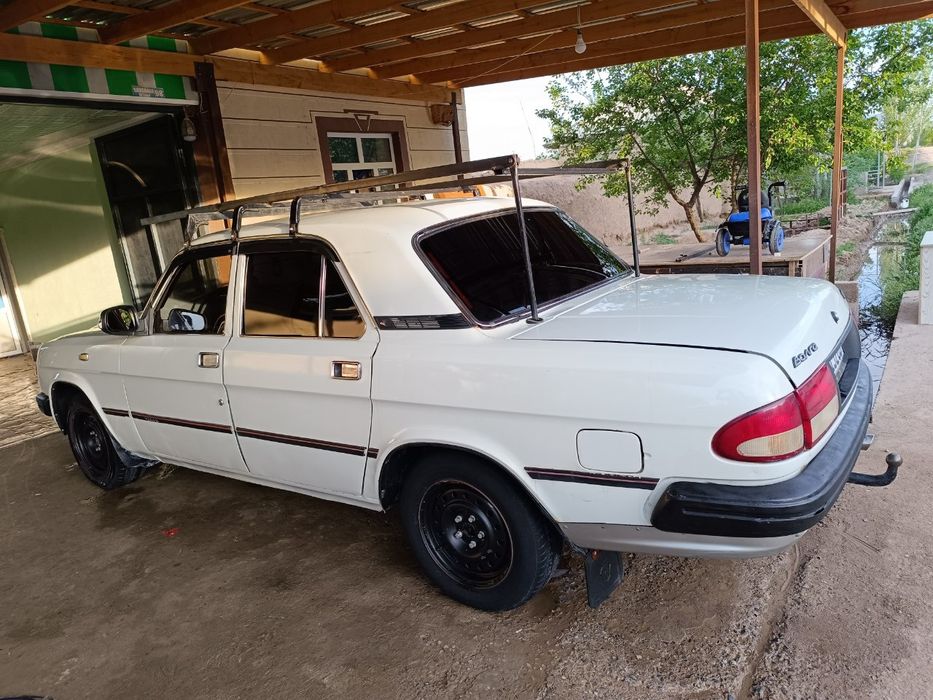 3110 sotiladi yurub turgan moshina