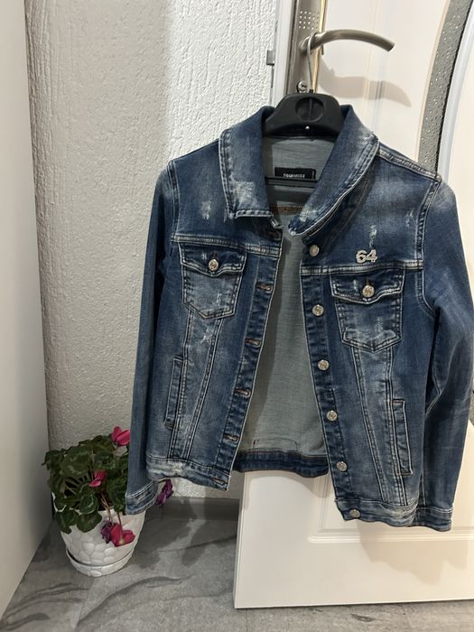 Кожено и дънково яке