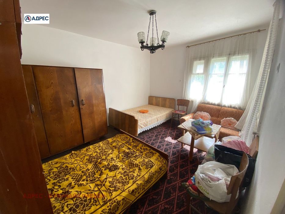 Къща в Враца, област-с.Чирен площ 162 цена 48000