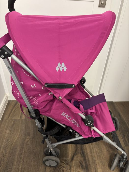 Розова бебешка количка Maclaren Triumph