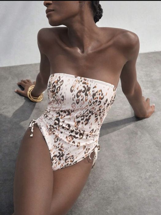 Zara & цял бански костюми