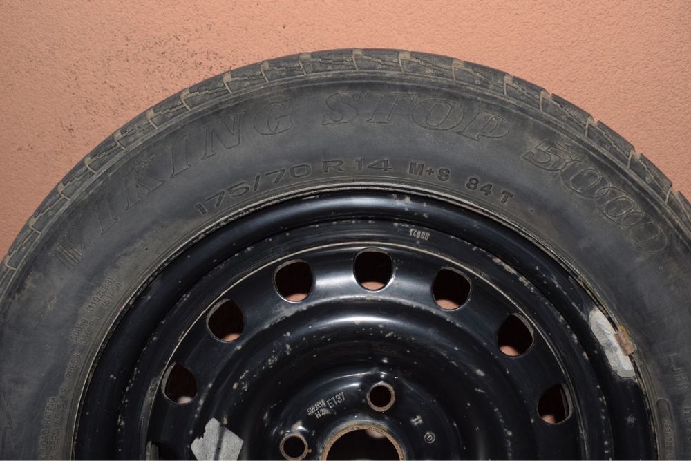 Зимни гуми с джанти VIKING 175/70 R14