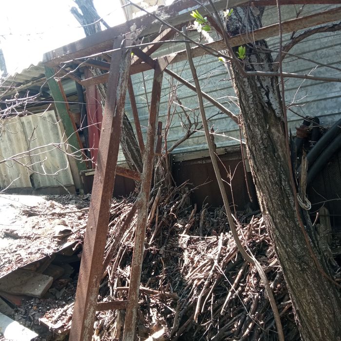 Ворота гаражные металлические.