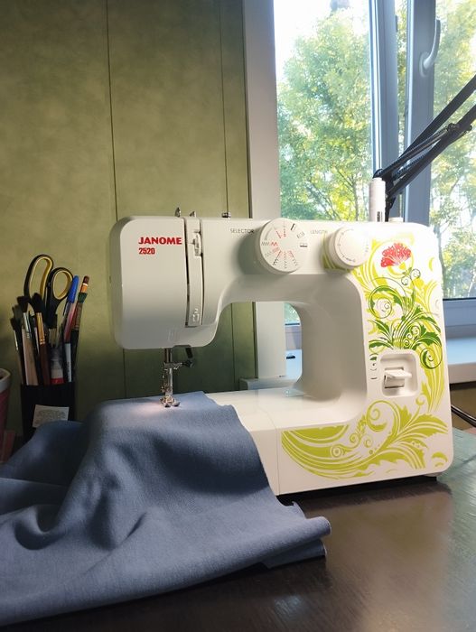 Машинка Janome 2520