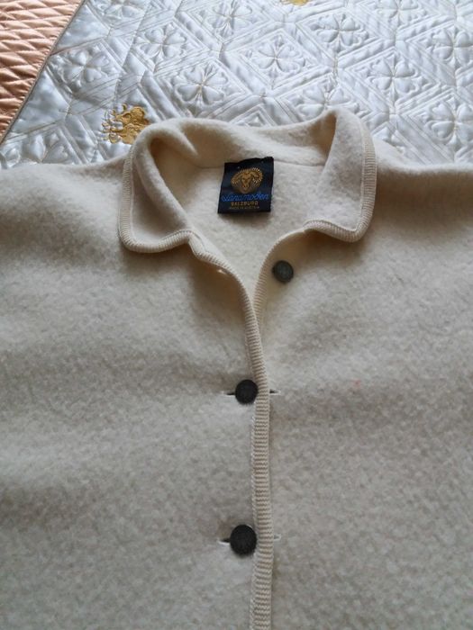 Пончо из овечьей шерсти