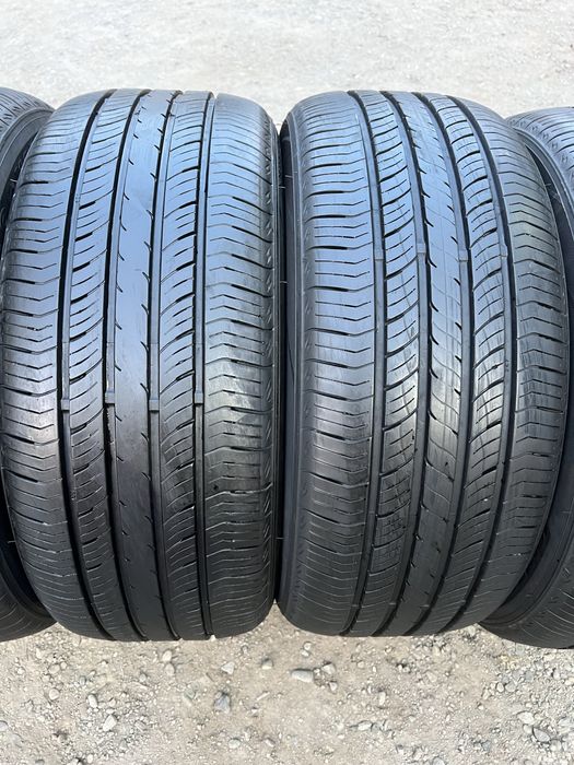 Продам резину комплект 215/50/17