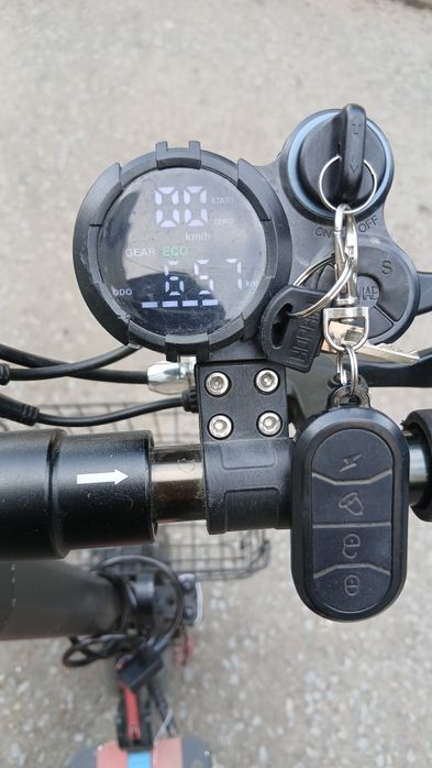 Продам .электро самокат