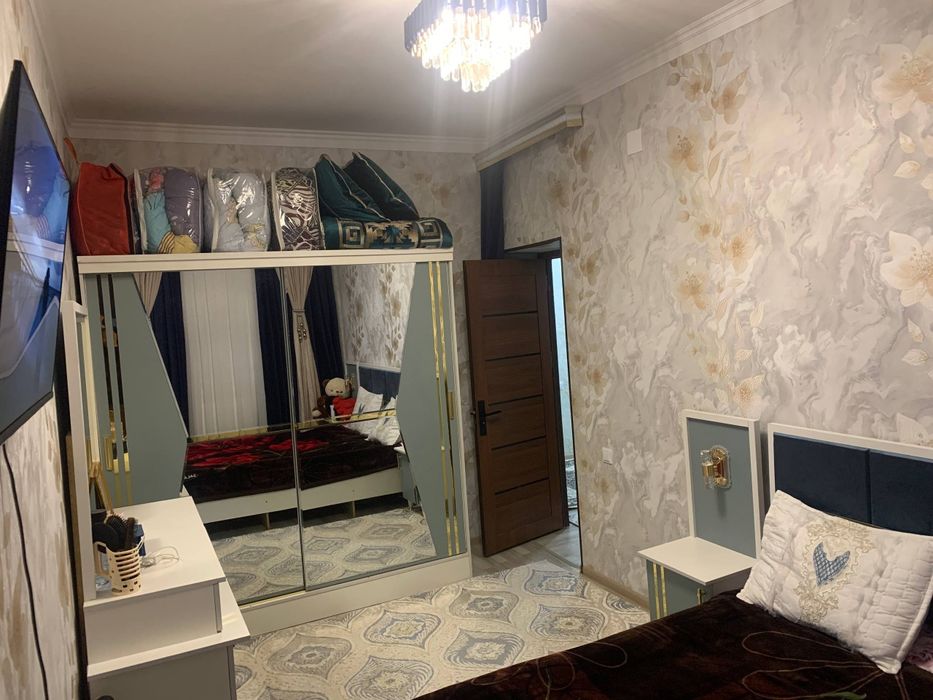 Paxtaboshida Dom sotiladi parda gilam kuxinniy shkaf qoladi