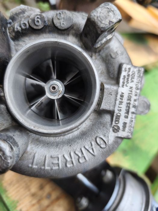 Турбо 1646 хибрид на 52 мм за Голф 5 , джета , леон , а3  1.9 105 кс