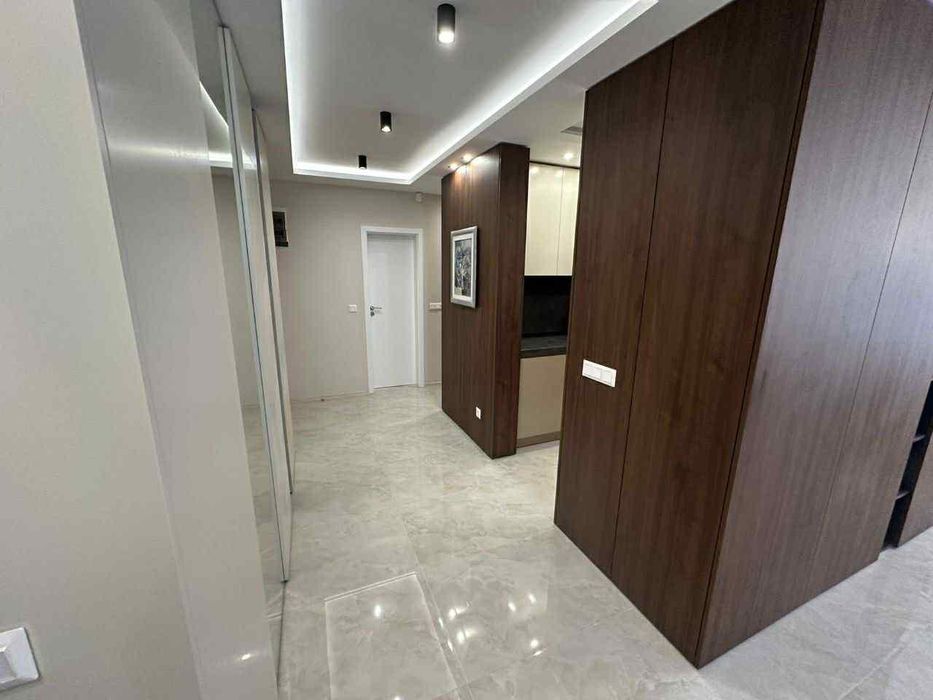 Дава се под наем Четиристаен апартамент в София, Манастирски ливади - 155 кв.м за 1495.83 € - Снимка #8