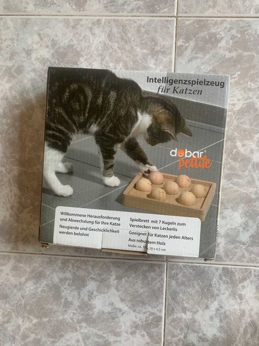 продавам интерективни играчки за коте