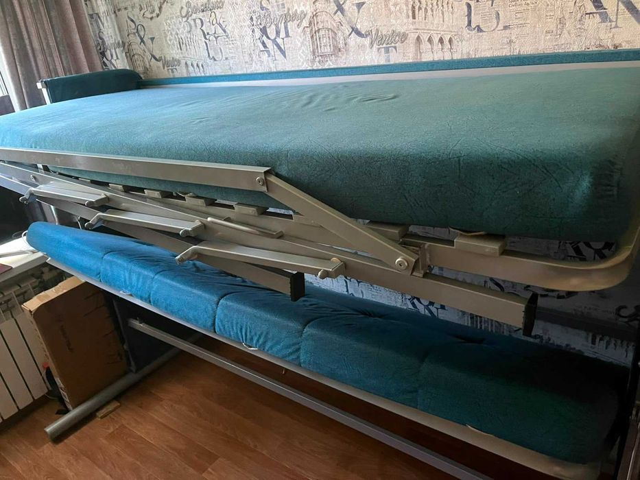 Диван с трансформацией в двухъярусную кровать