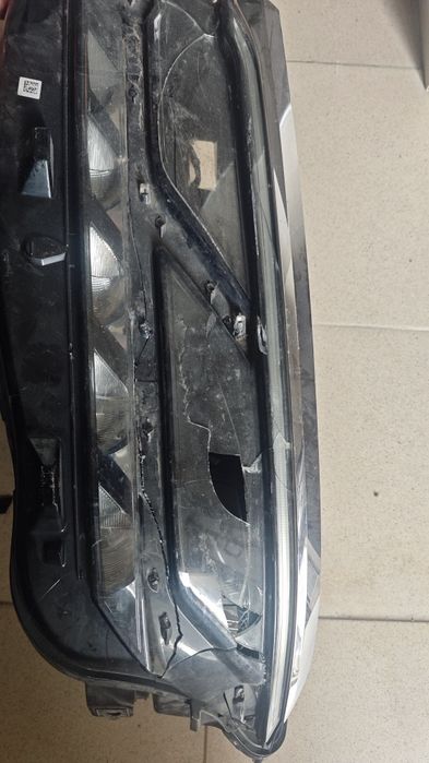Ляв фар за Фолксваген Туарег Volkswagen Tuareg 3 Matrix