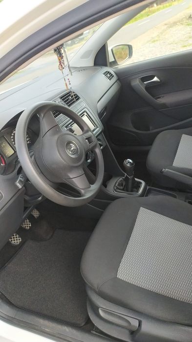 VOLKSWAGEN Polo 2014 — imagine 5