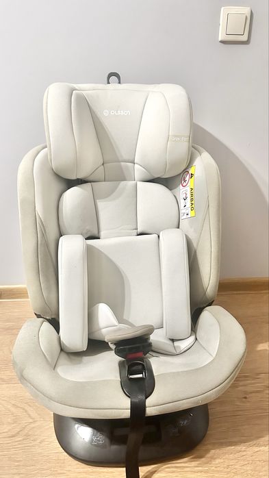 Автокресло olsson grow fast 0+/1/2/3