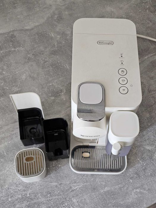 Espressor Lattissima One Evolution Alb