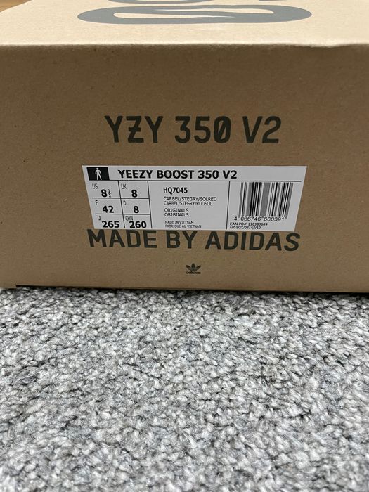 Yeezy Boost 350 v2 Carbon Beluga 42