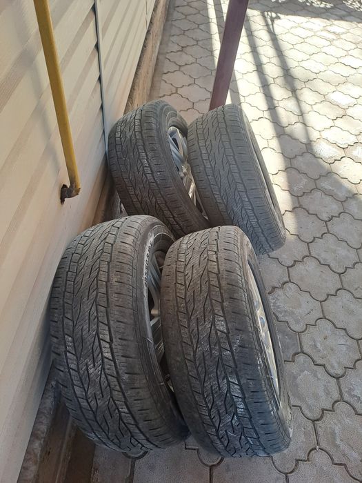 285/60/18 диск с шинами на TLC 200