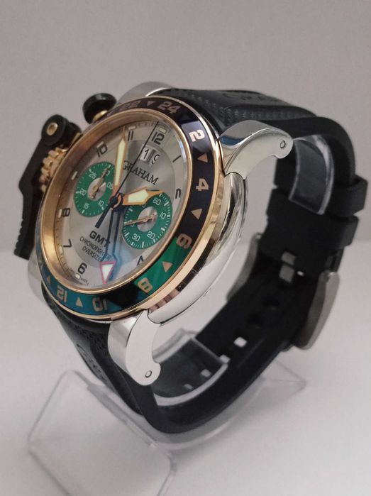 Graham Chronofighter Oversize GMT 47mm 18ct gold/steel