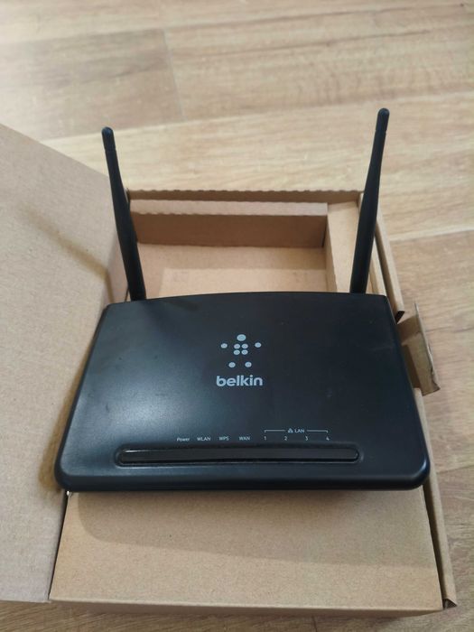 Рутер Belkin N300 - 300Mbps, 4 Ports LAN/Ethernet
