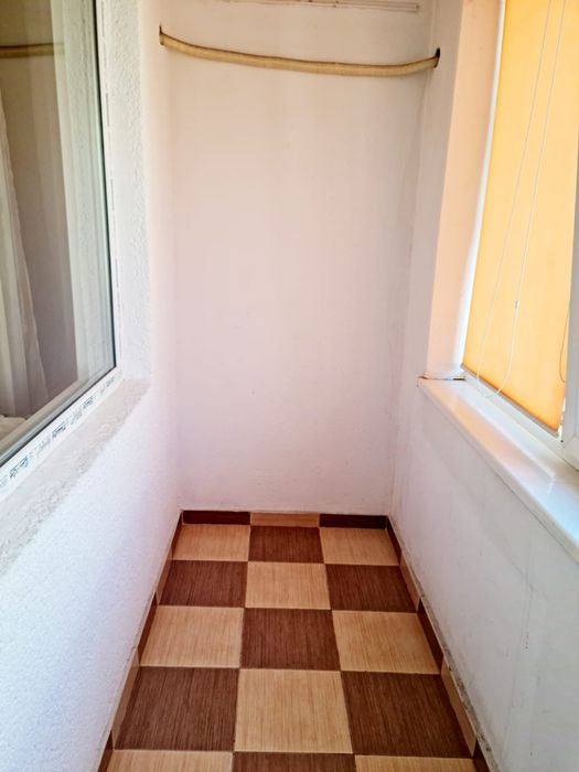 Inchiriez apartament