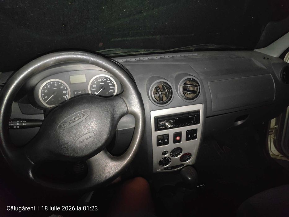 DACIA Logan 2004 — imagine 5