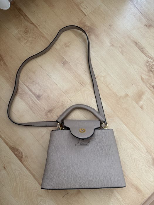 Poșetă Louis Vuitton din piele