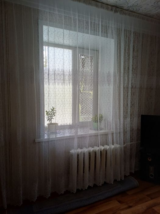 Прдам тюль 2 штуки
