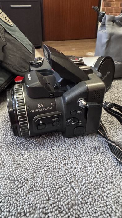 Fuji Finepix S602Z