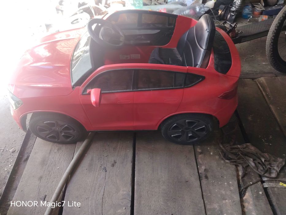 *Mașinuța electrica(Mercedes)                              trotineta